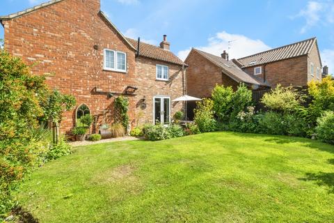 3 bedroom detached house for sale, Newark Road, Bassingham, Lincoln