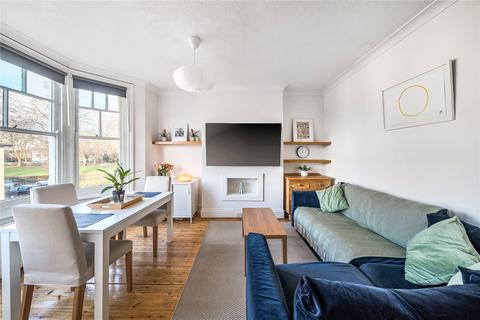 2 bedroom apartment for sale, Frobisher Road, London, N8