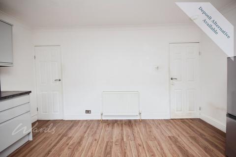 2 bedroom terraced house to rent, Mayfield Gardens Dover CT16