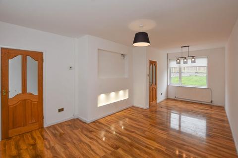 3 bedroom semi-detached house to rent, Cartmel Avenue, Swinley, Wigan, WN1 2HD