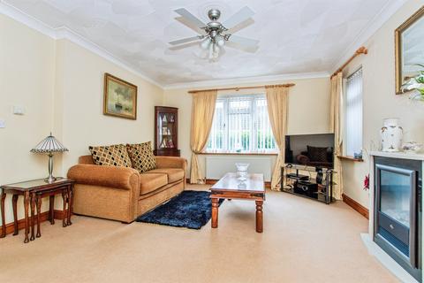 3 bedroom detached bungalow for sale, Yokine Gardens, Guyhirn, Wisbech