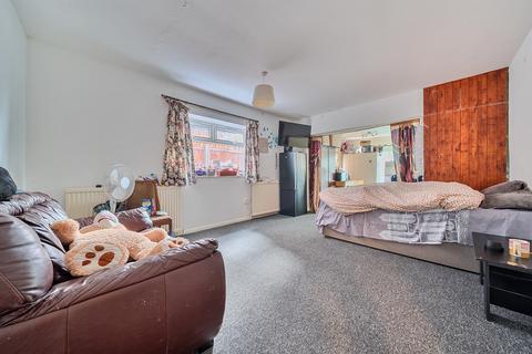 4 bedroom semi-detached house for sale, North Town Road, Maidenhead