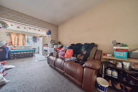 4 bedroom semi-detached house for sale, North Town Road, Maidenhead