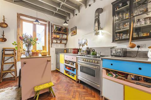 4 bedroom maisonette for sale, West Hill, SW18