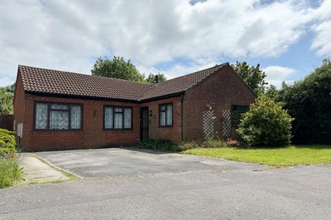 3 bedroom detached bungalow for sale, Holbury, Southampton, Hampshire, SO45