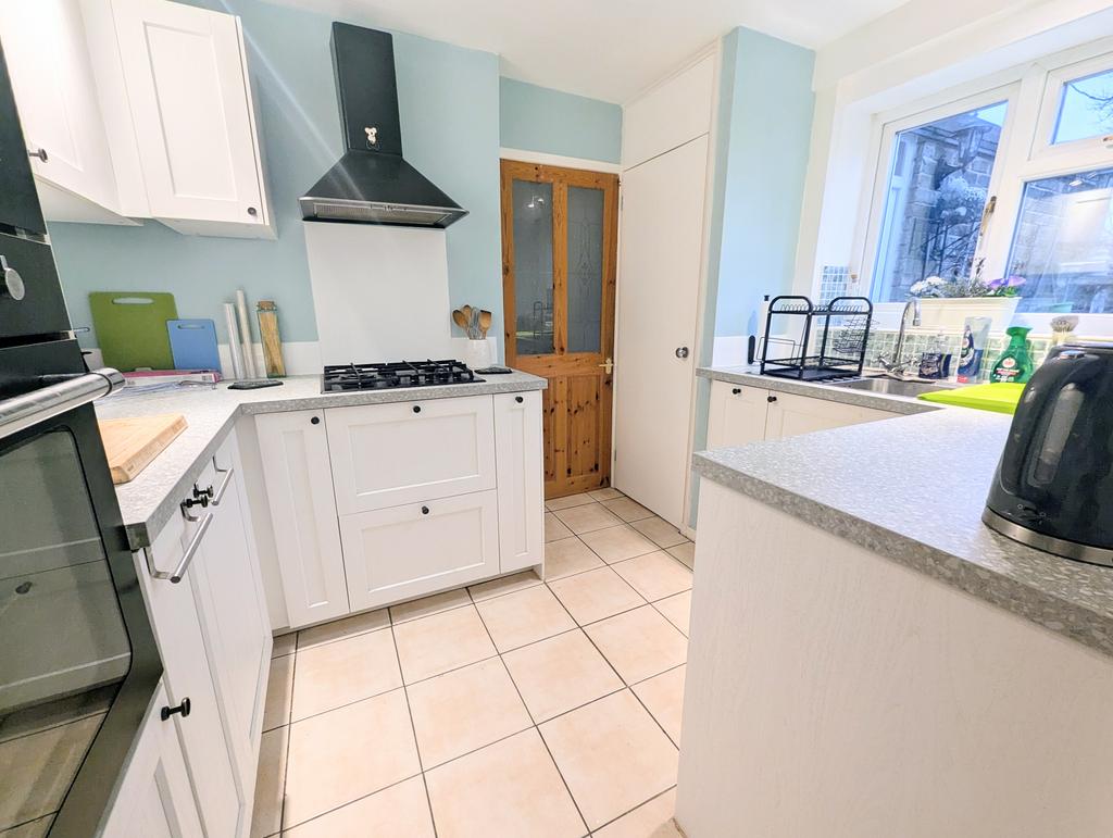 C.jpg