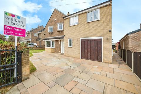 5 bedroom detached house for sale, Carr Lane, South Kirkby, Pontefract