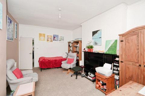 2 bedroom flat for sale, Magdalen Road, St. Leonards-On-Sea