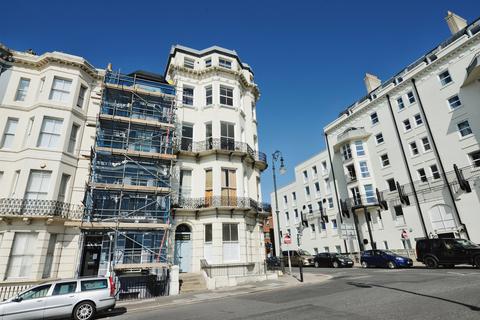 2 bedroom flat for sale, Warrior Square, St. Leonards-On-Sea