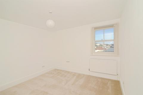 2 bedroom flat for sale, Warrior Square, St. Leonards-On-Sea
