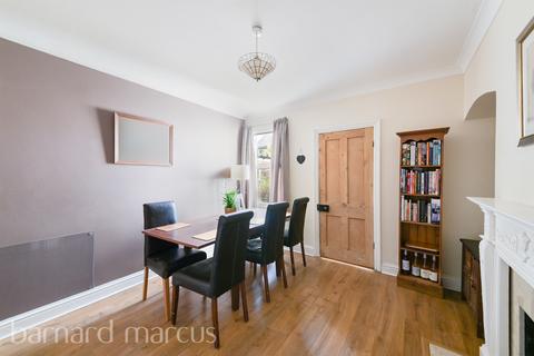 3 bedroom semi-detached house for sale, Emlyn Road, Redhill