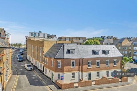 3 bedroom terraced house to rent - Cobbs Place, Margate, CT9