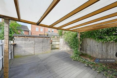 3 bedroom terraced house to rent, Morphou Road, London, NW7