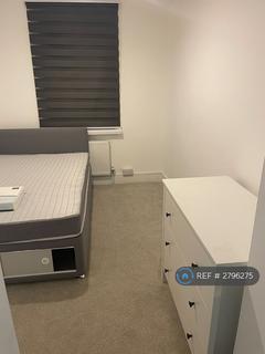 1 bedroom in a house share to rent, Turnford Villas, Cheshunt, EN10
