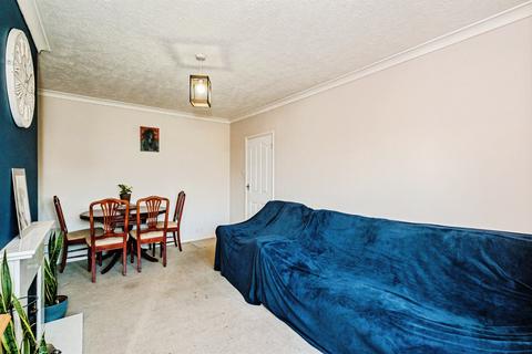 2 bedroom semi-detached bungalow for sale, Selsey Close, WORTHING