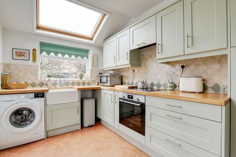 undefined, Sutton Passeys Crescent, Nottingham NG8
