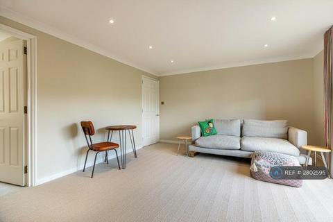 2 bedroom flat to rent, Riverview Place, Glasgow, G5