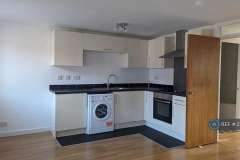 2 bedroom flat to rent, Vernon Court, Northampton, NN1