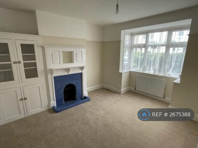 Front Lounge
