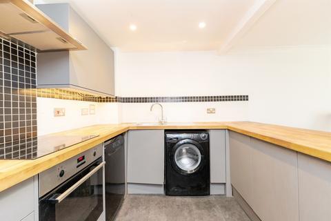 2 bedroom ground floor flat for sale, Newland Gardens, Hertford