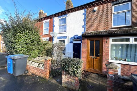 2 bedroom terraced house to rent, Bertie Road, Norwich NR3