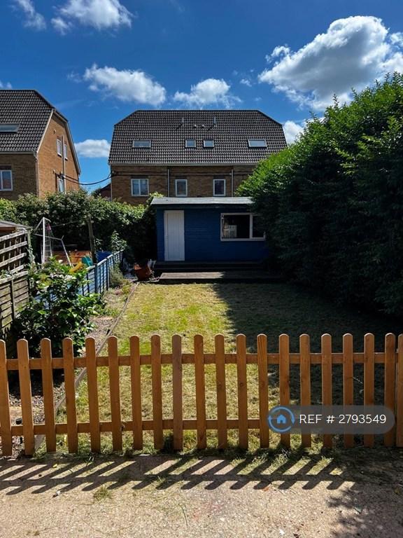 Back Self Enclosed Garden