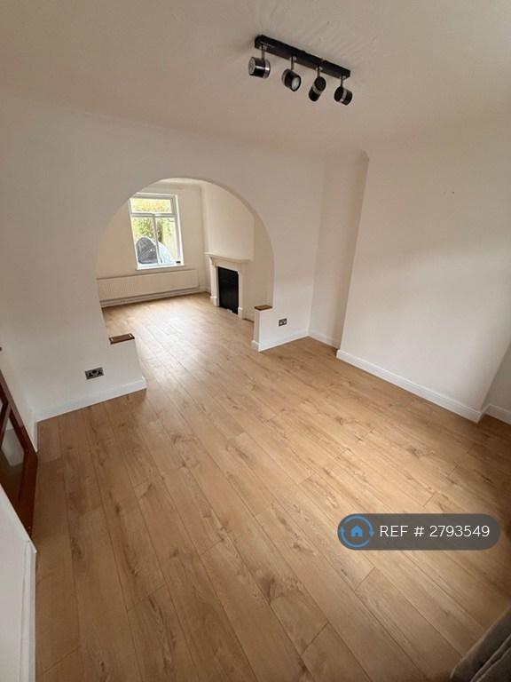 Living Room/ Dining Room