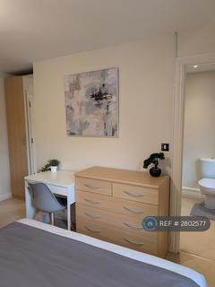 1 bedroom in a house share to rent, Pascal Crescent, Reading, RG2
