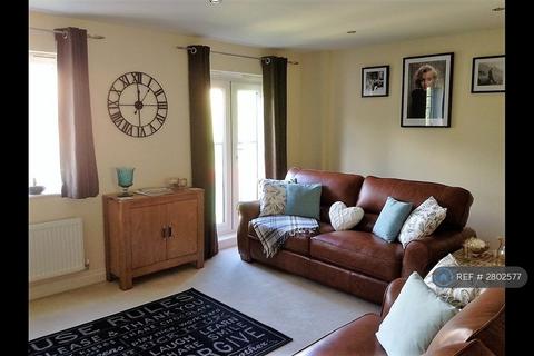 undefined, Pascal Crescent, Reading, RG2