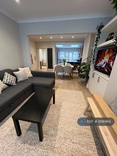 4 bedroom end of terrace house to rent, College Road, London, SW19