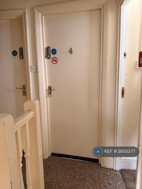Room 4