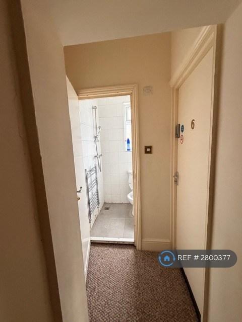 1st Floor Bathroom