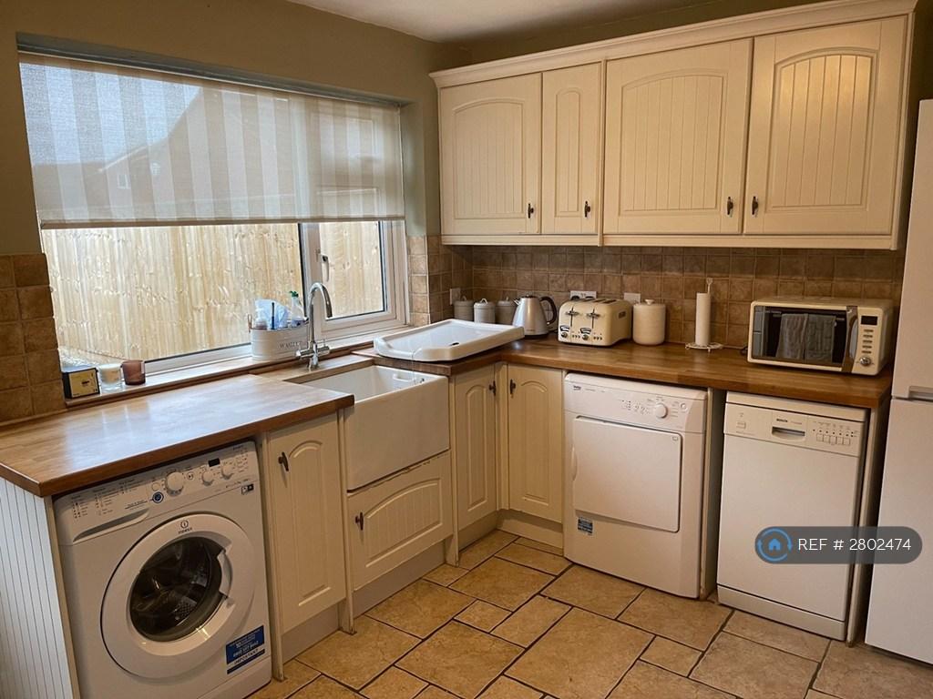 Kitchen 1