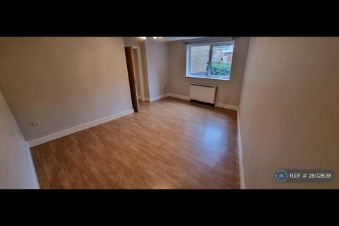 undefined, Warwick Close, Hornchurch, RM11