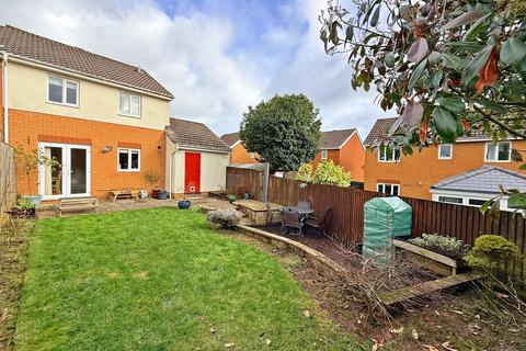 undefined, Miskin, Pontyclun CF72