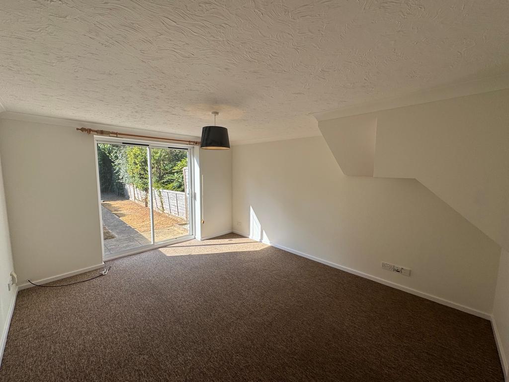 Flazen Close, Bournemouth - View 2