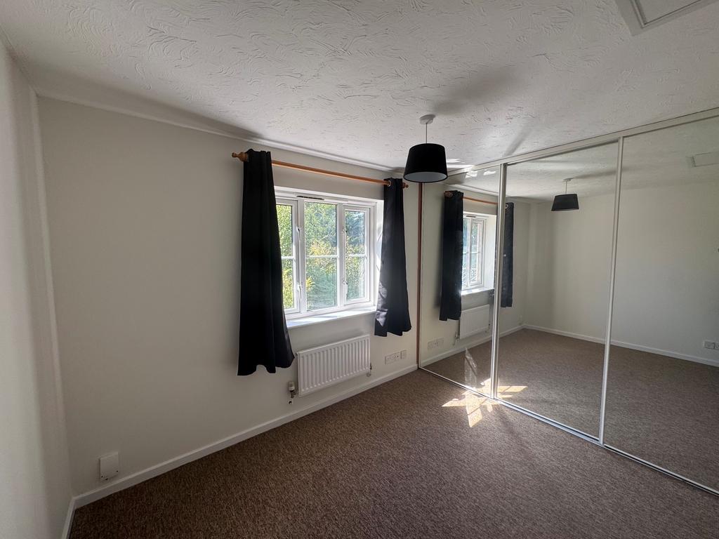 Flazen Close, Bournemouth - View 5