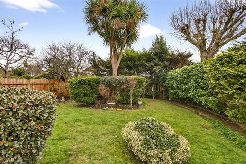 2 bedroom flat for sale, Dover Road, Worthing, West Sussex, BN11