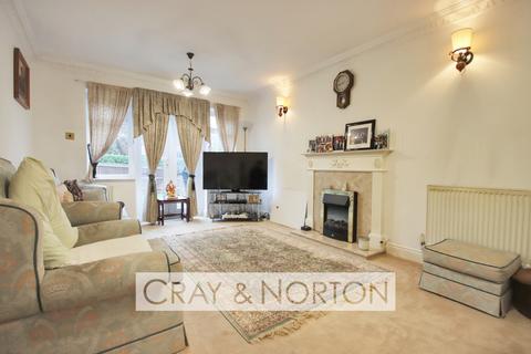 4 bedroom detached house for sale, Cardinal Close, Sanderstead, CR2