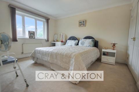 4 bedroom detached house for sale, Cardinal Close, Sanderstead, CR2