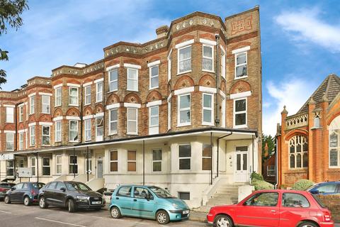 West Hill Road, Bournemouth