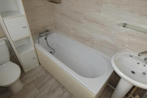 2 bedroom terraced house to rent, Bond Street, Stoke-On-Trent