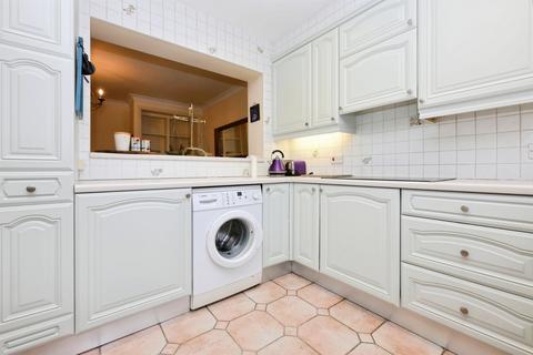3 bedroom end of terrace house for sale, Sawells, Broxbourne