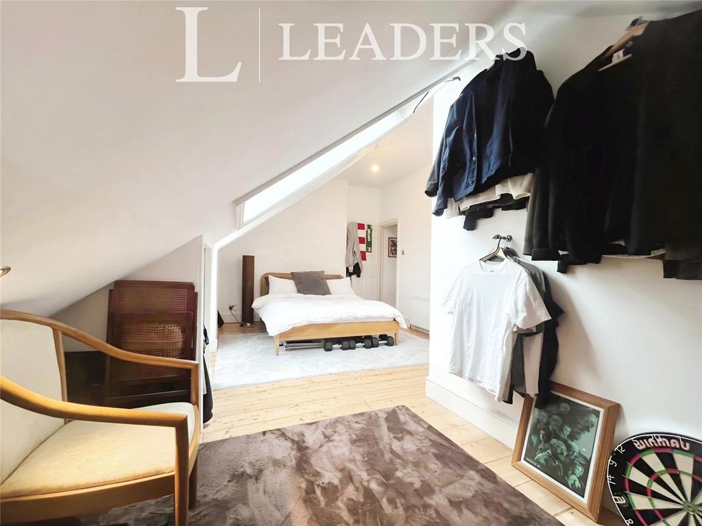 31a9340a-bedroom