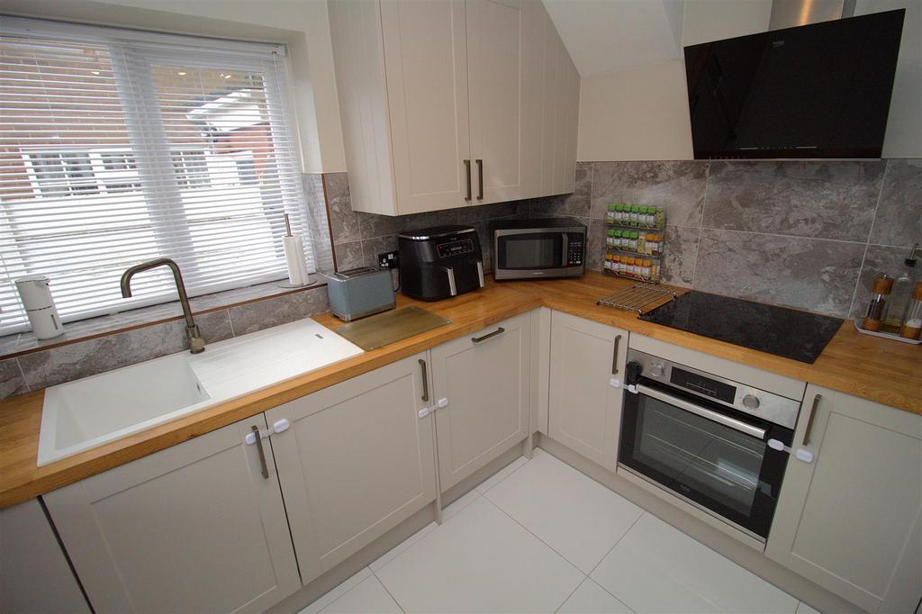 New Kitchen (fitted Apr 25)