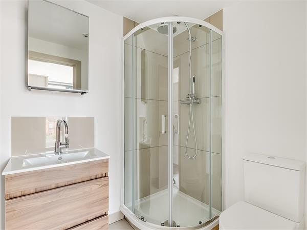 Shower Room.jpg
