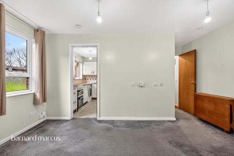 undefined, Apeldoorn Drive, Wallington