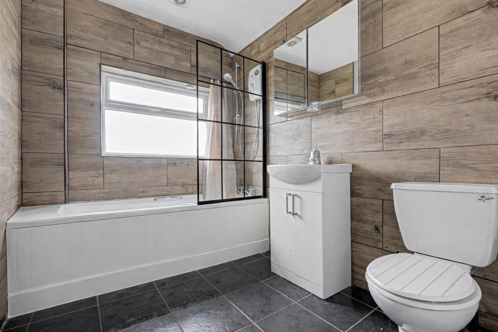 Bathroom.jpeg