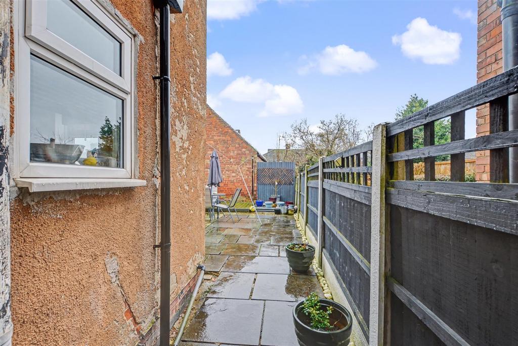 Garden 1.jpeg
