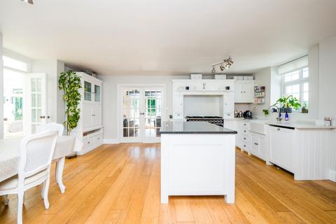 4 bedroom detached house for sale, Beach Road, St. Brides Wentlooge, Newport